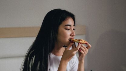 3 questions to ask yourself if you’re often hungry before bed