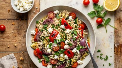 Recept: Pearl Couscous with Grilled Vegetables and Feta