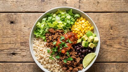 Recept: Burrito Bowl with Ground Beef and Avocado